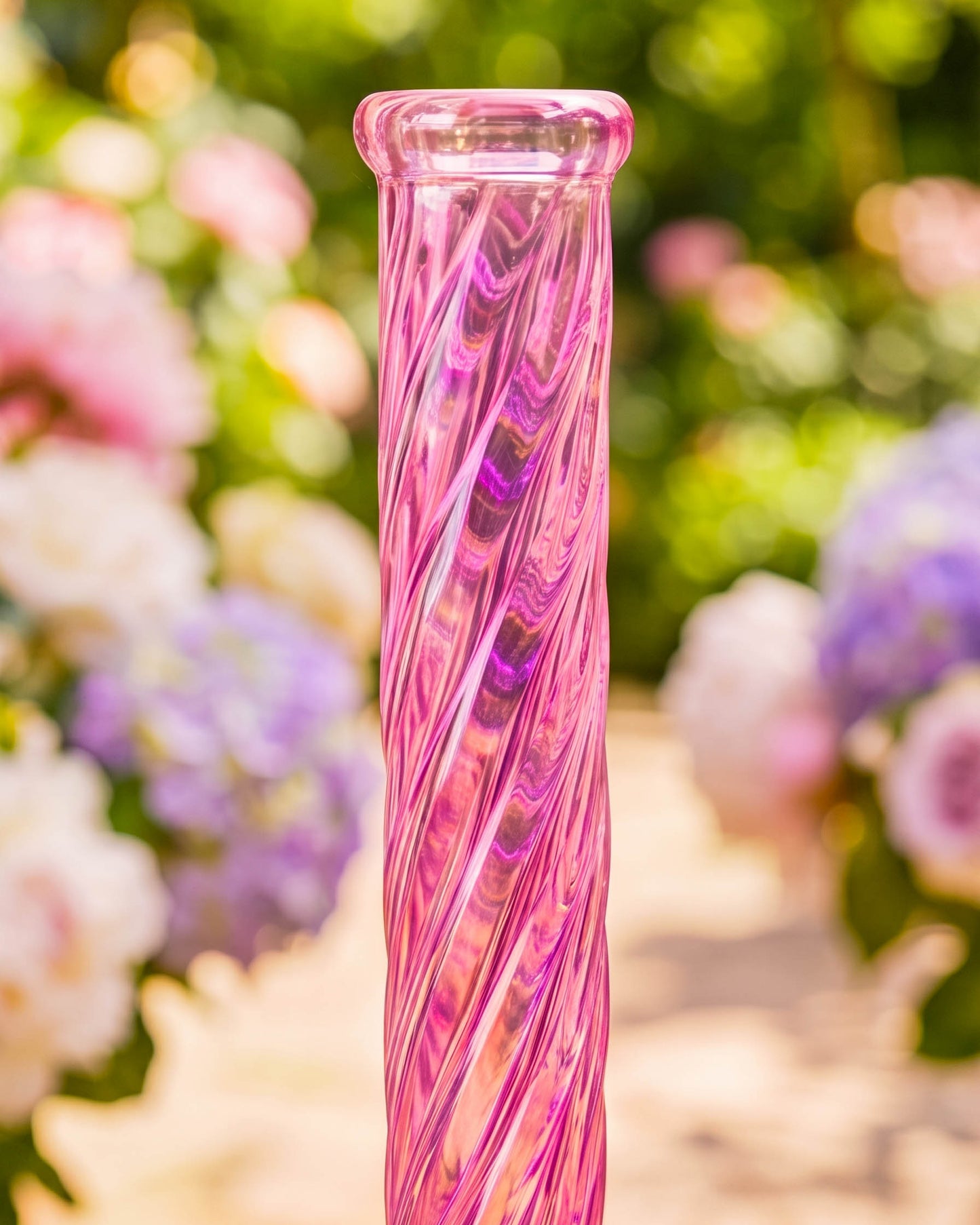 Bloom Twist Iridescent Beaker Bong