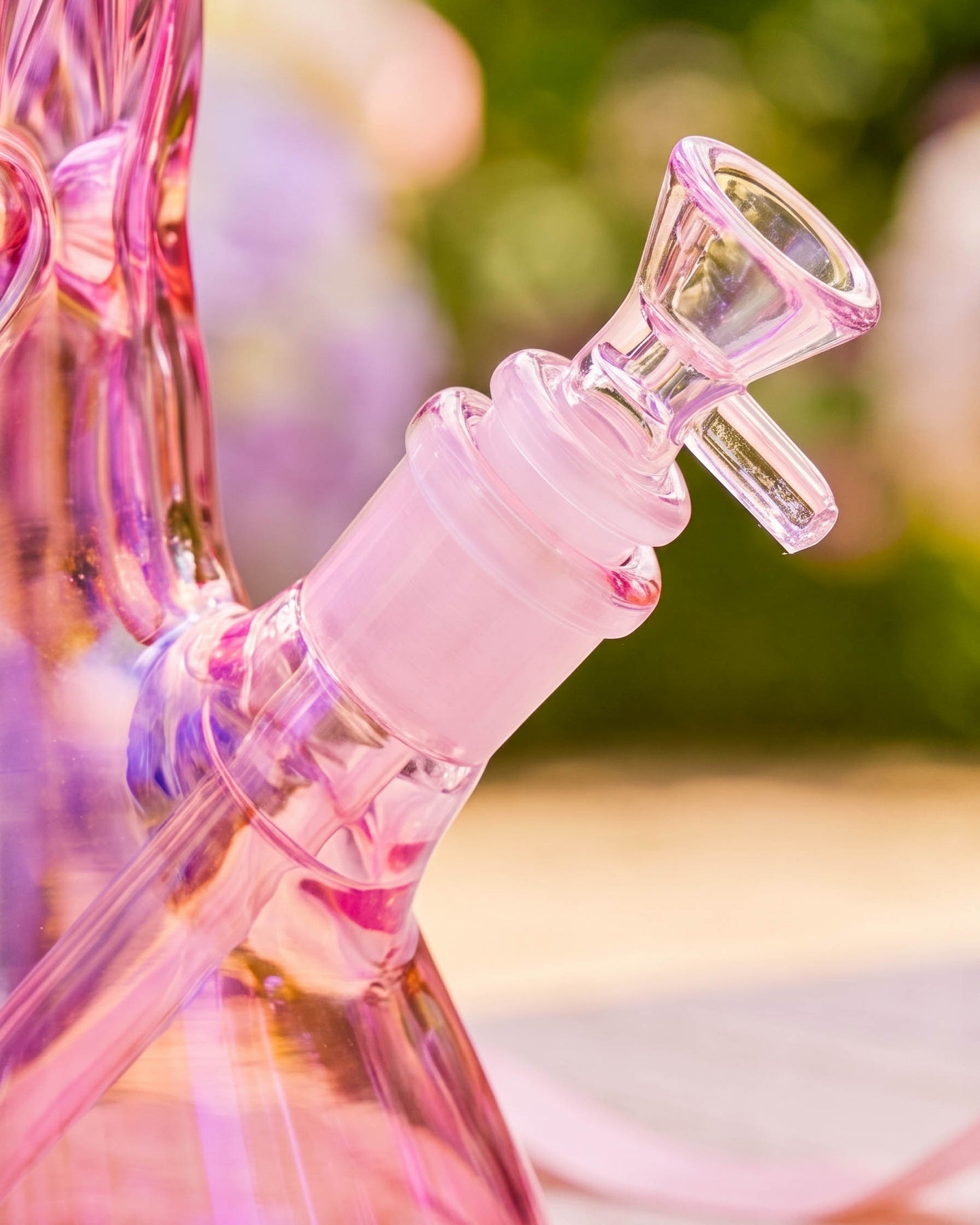 Bloom Twist Iridescent Beaker Bong