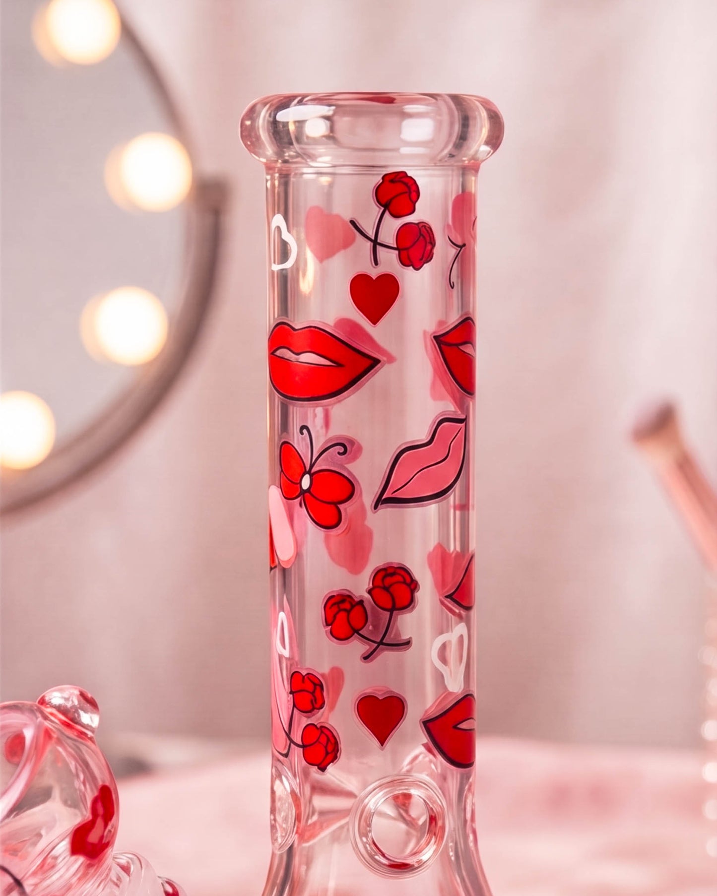 Kiss Me Beaker Bong
