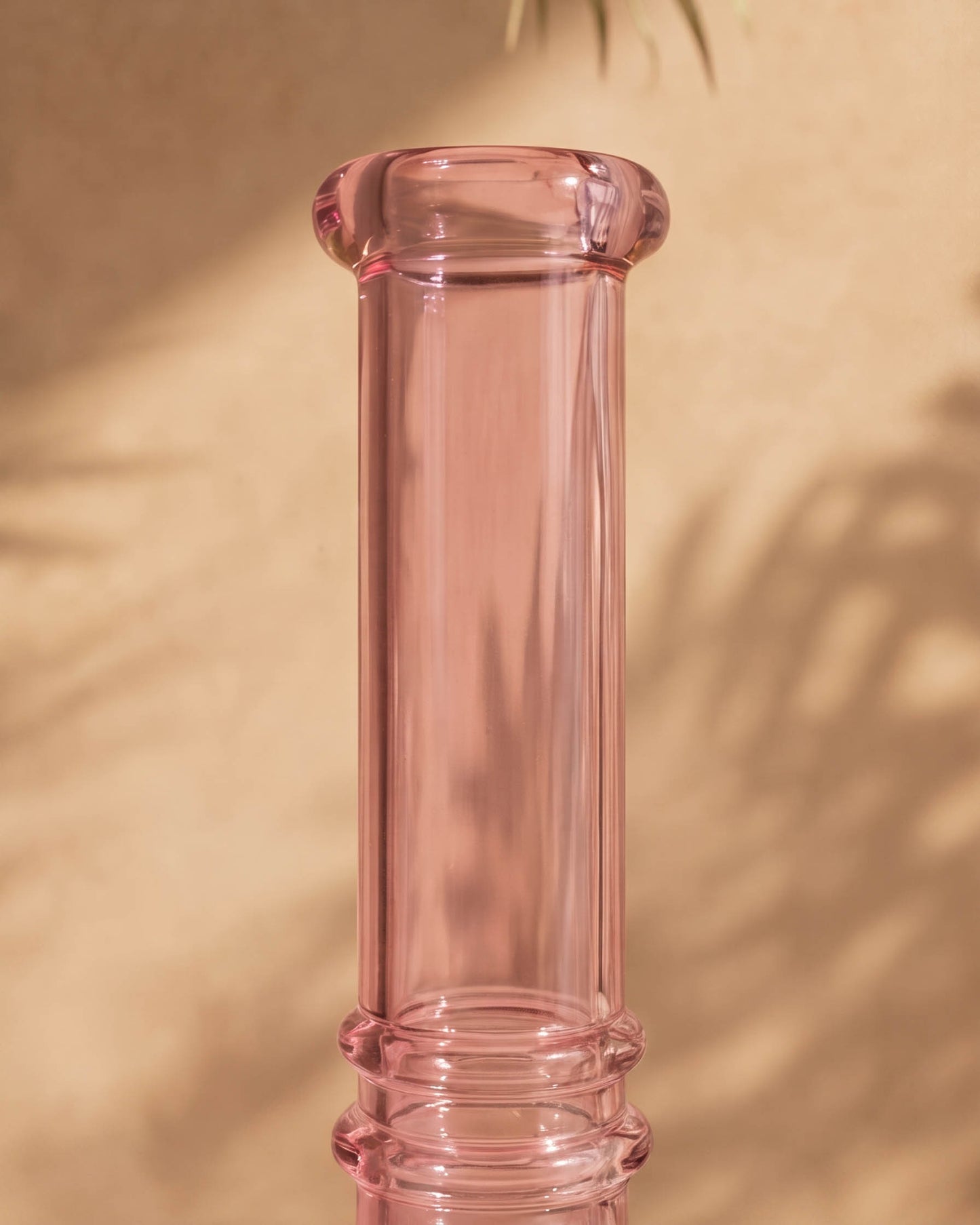 Simple Sweetheart Beaker Bong - Pink