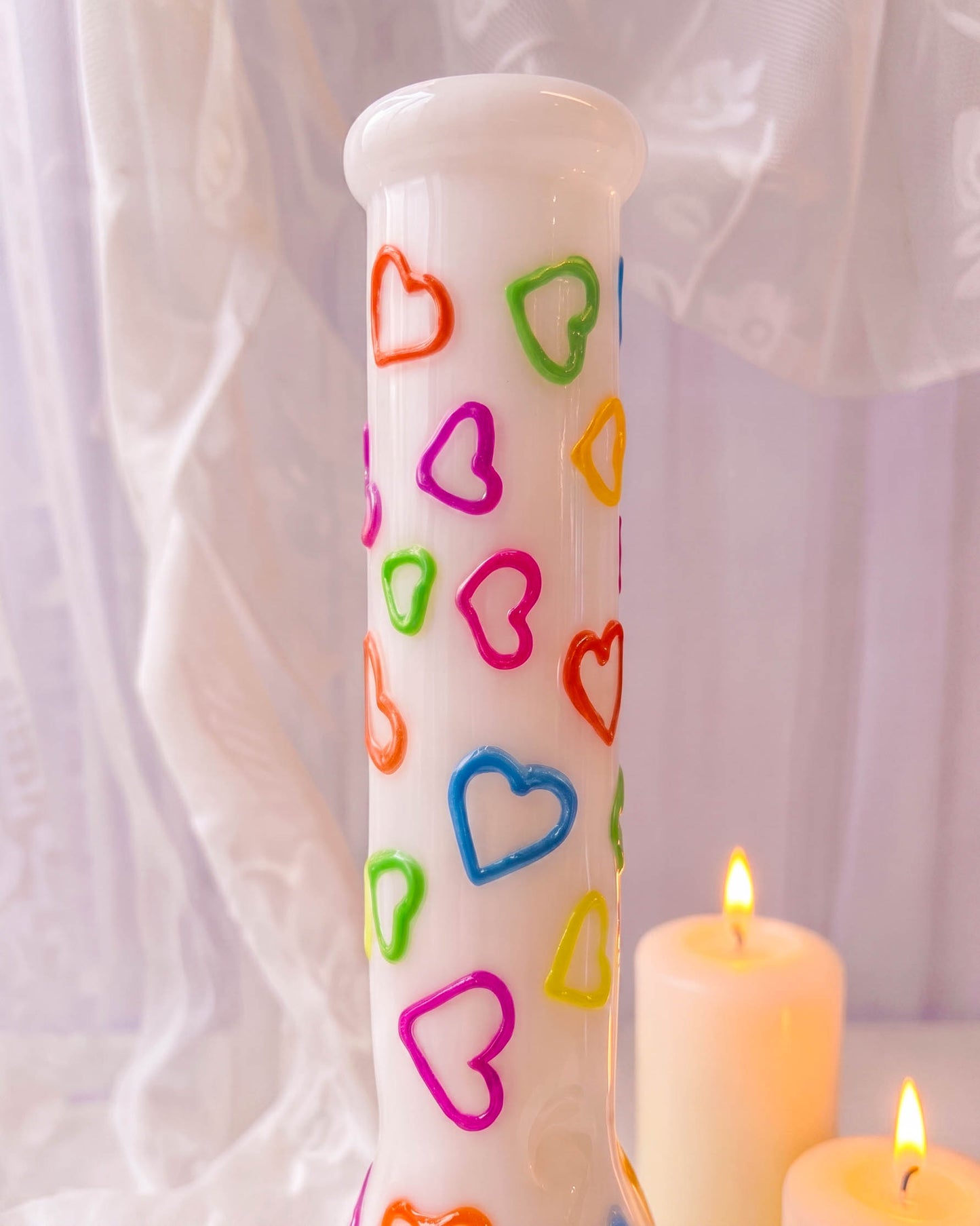 Sweet Glow Hearts Bong